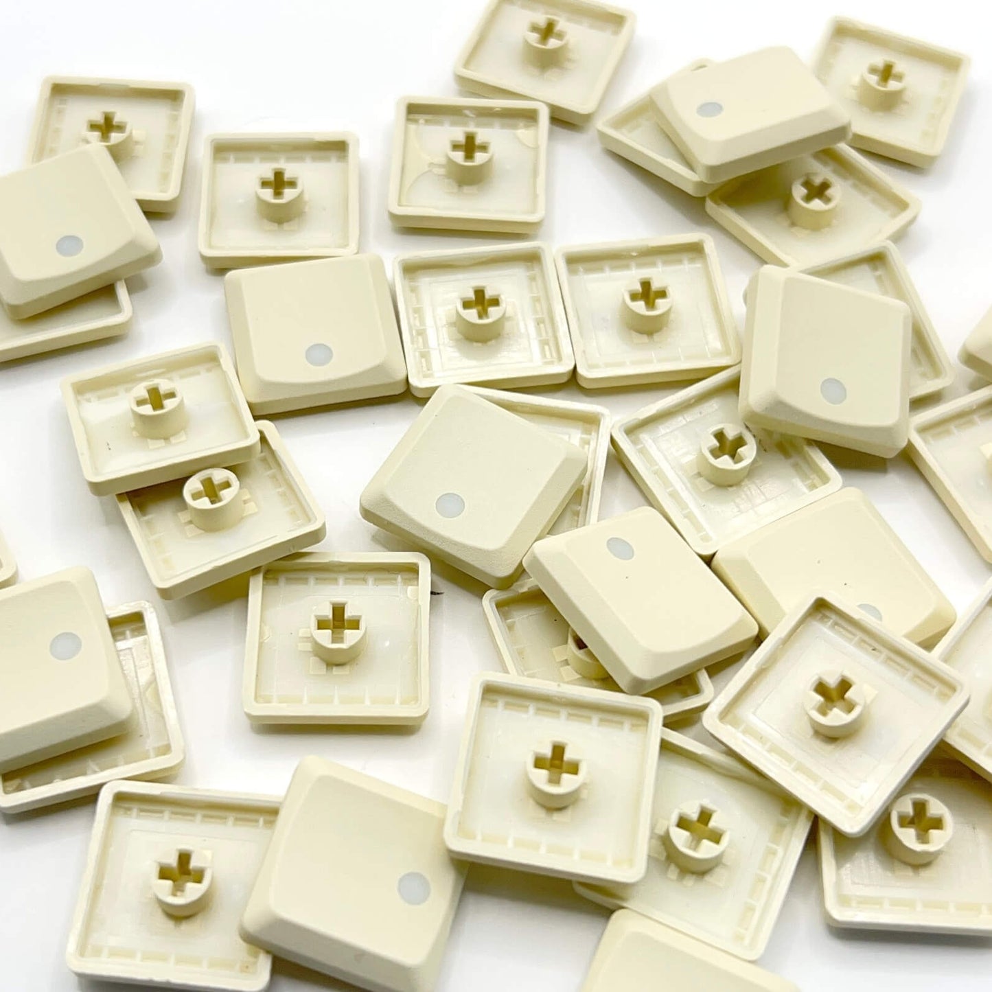 THT(Tai-Hao Thins)ロープロファイルキーキャップ(MX/クリーム /ドット/1個)