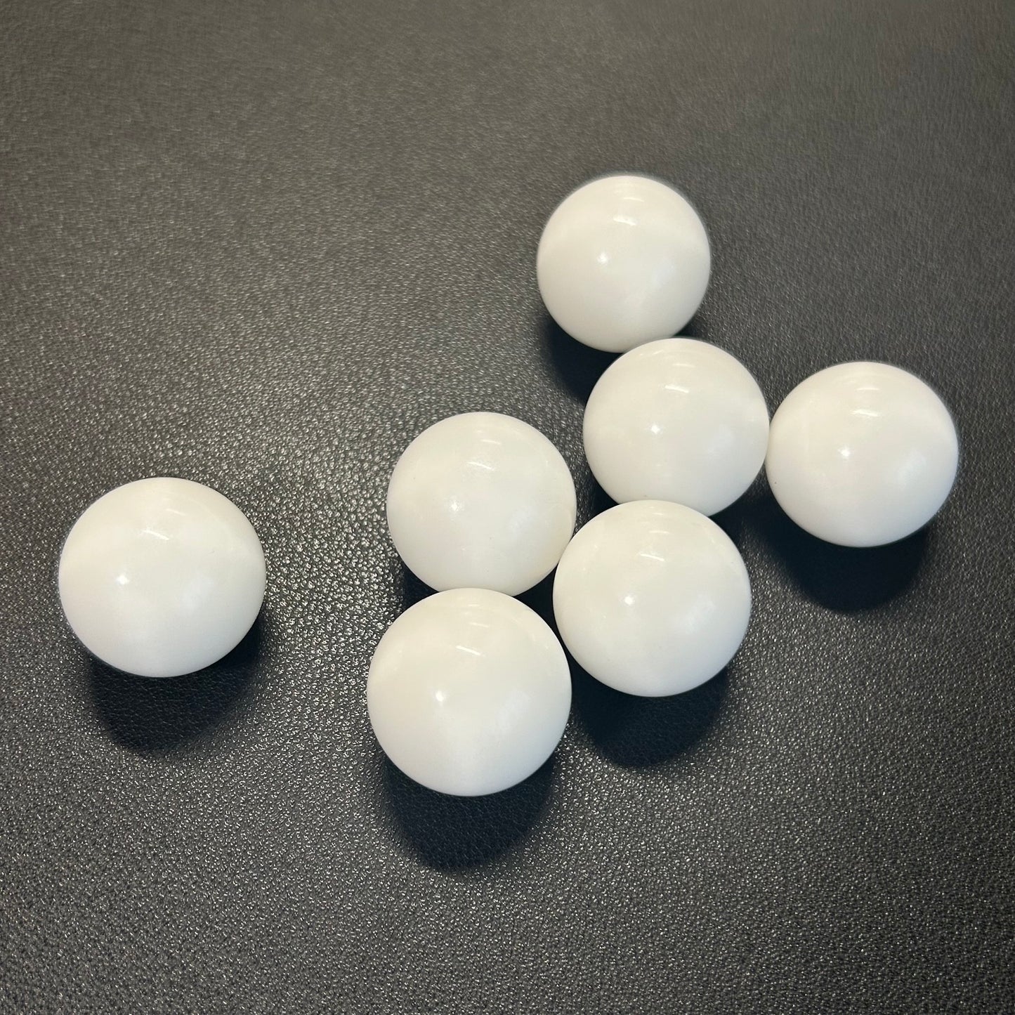25mm POM球(1個/ ホワイト)