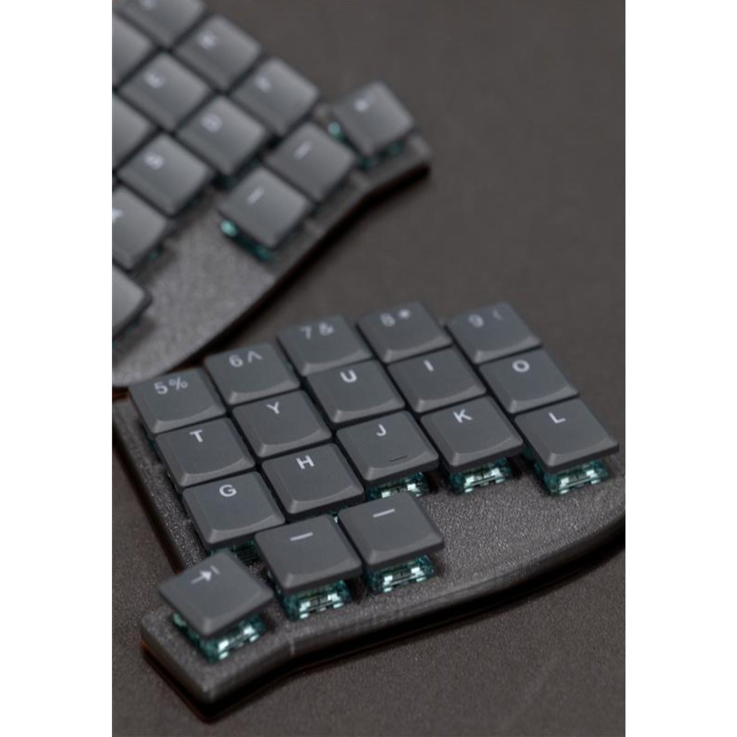 THT (Tai-Hao Thins) 65Key ロープロファイル キーキャップセット(PBT/MX/ミッドナイトグレー)