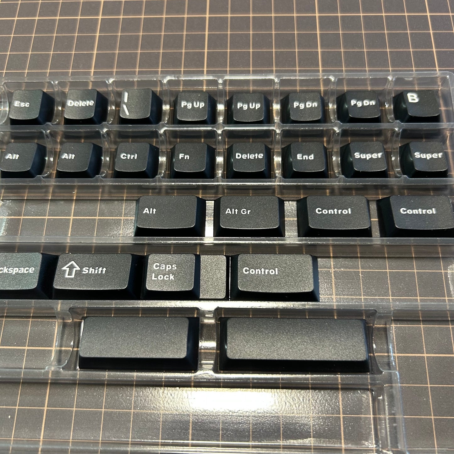 mintcaps Cherryプロファイルライク キーキャップセット（ブラック）