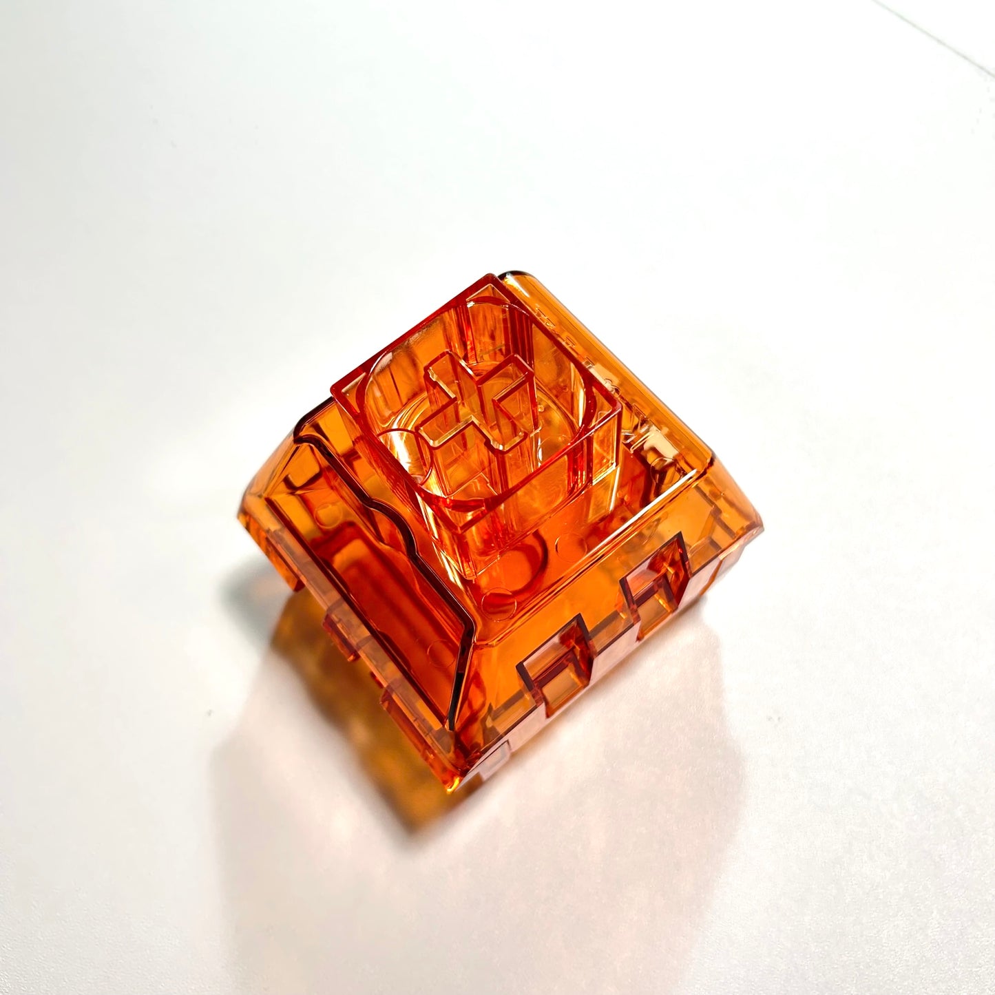 箱破れ特価｜Kailh キースイッチケース（クリアレッド）