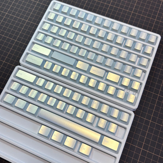 【現品限り特価】XVX Pearlescent Magic Cherry Profile Dye-Sub PBT 97 Keyキーキャップセット（ライトブルー）