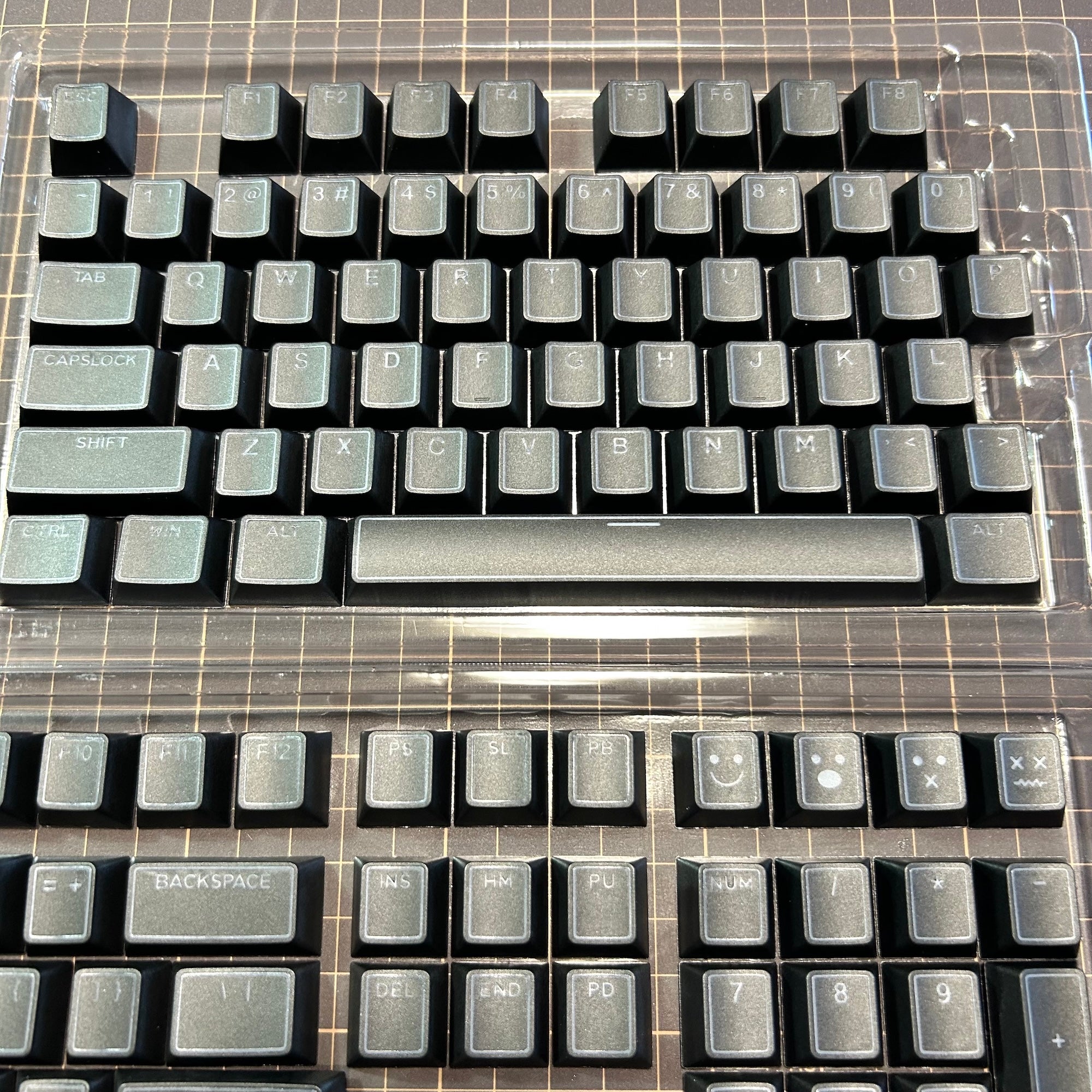 現品限り特価】XVX 透過デザイン キーキャップセット｜TALPKEYBOARD