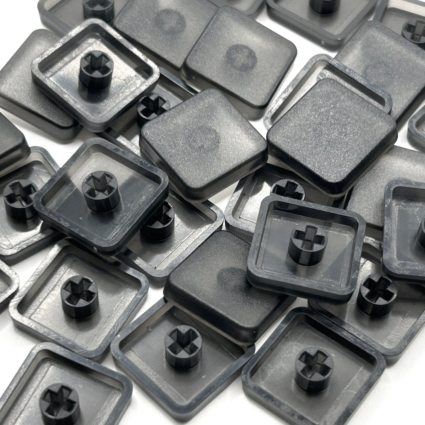 Tai-Hao MT165 ロープロファイル キーキャップ（MX/ABS/半透明ブラック/1個）