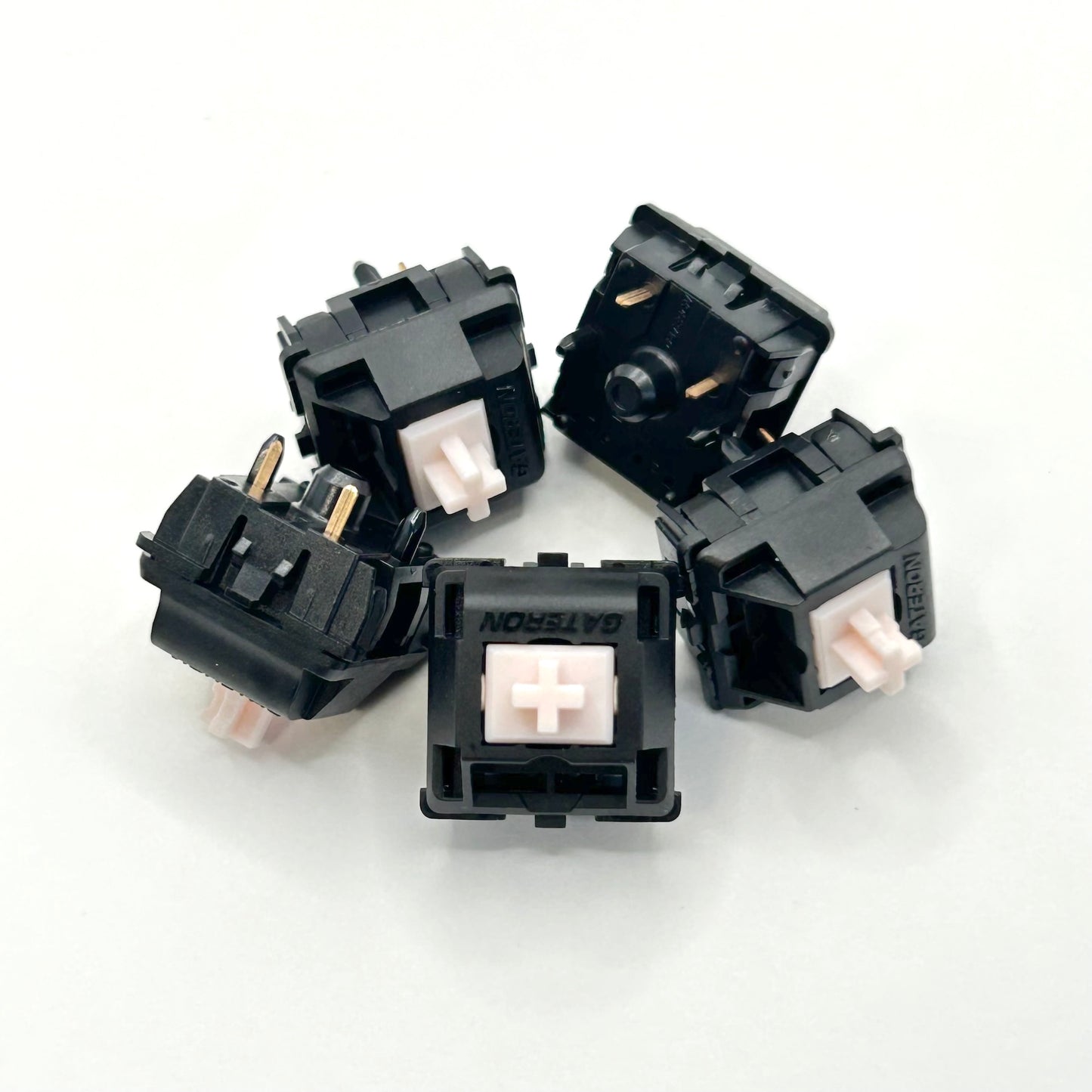 GATERON Oil King Pink サイレントリニア キースイッチ（45gf/5ピン/5個）