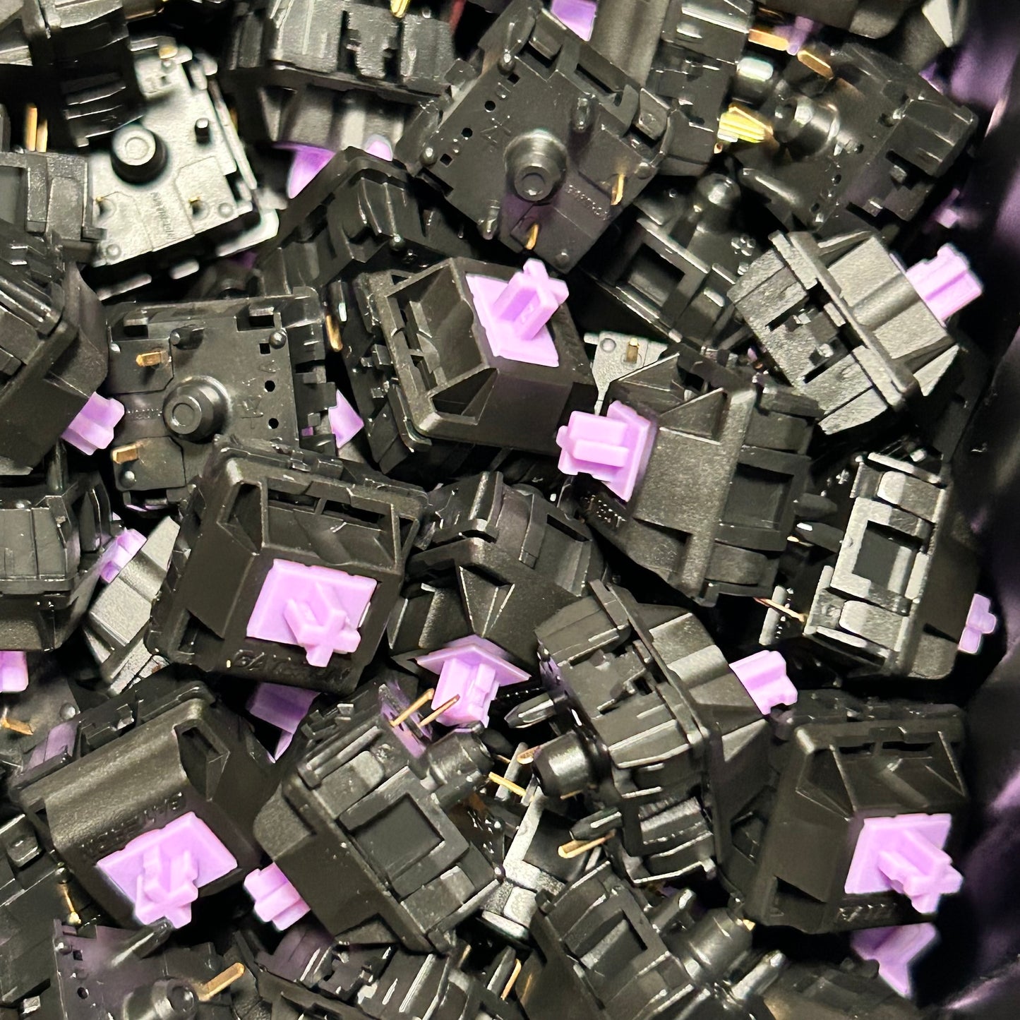 GATERON Oil King Purple サイレントタクタイル キースイッチ（55gf/5ピン/5個）
