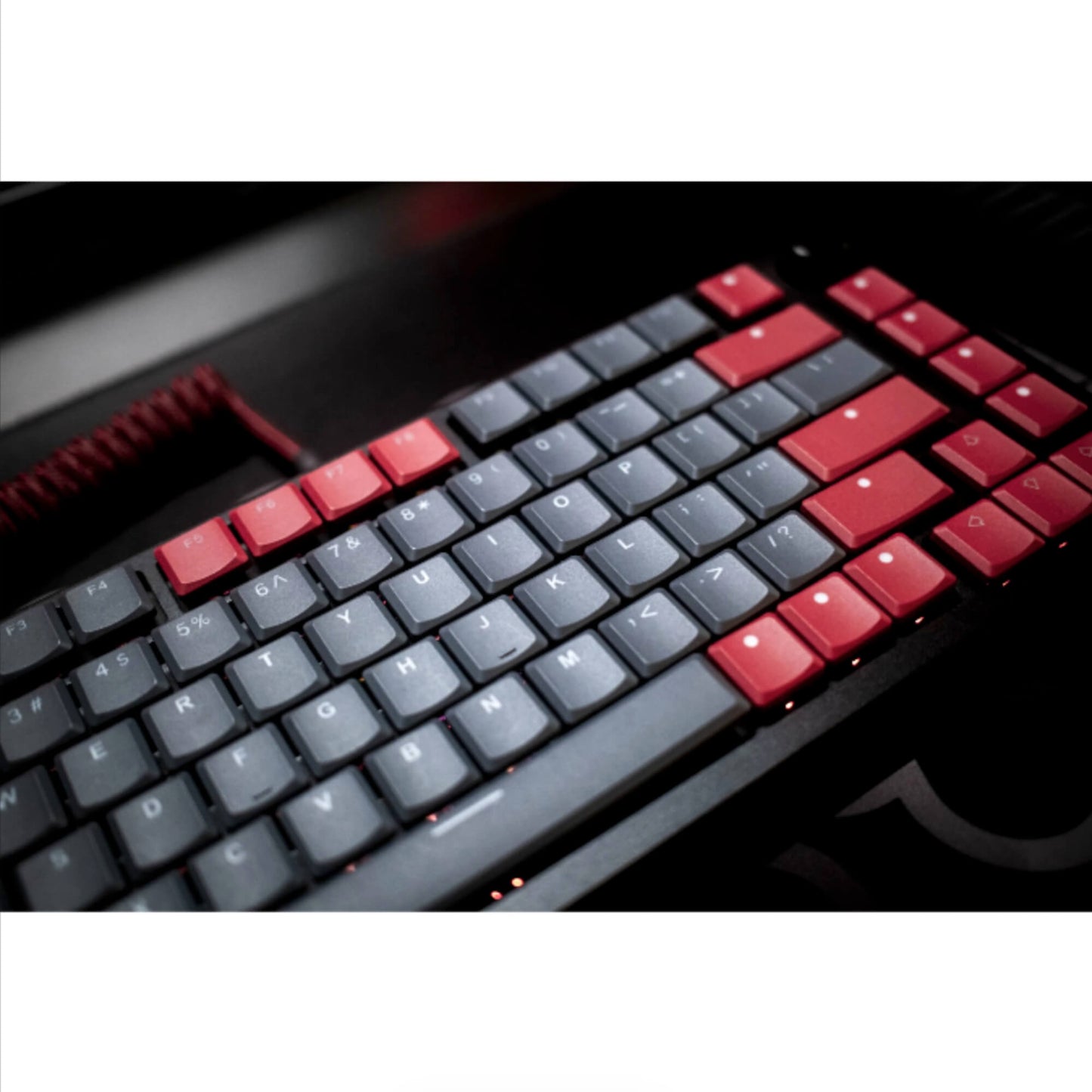 THT (Tai-Hao Thins) 100Key ロープロファイル キーキャップセット（PBT/MX/ブレイズグレー）